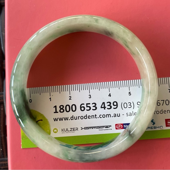 Authentic A Grade 100% Natural Jade Bangle 💚New 💚 ref. #21300 - Picture 2 of 5